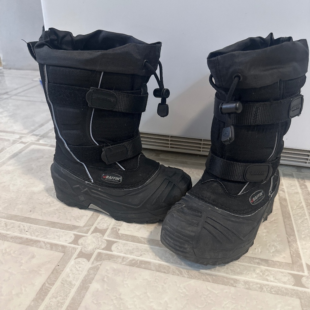 Bafins Eiger kids size 1